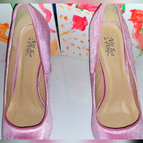 NOT JUST ANY PUMP Cotton Candy/Carnation Pink Sz 10 Block Heel Velveteen Velvet - Picture 8 of 9